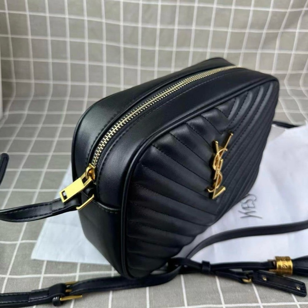 ‼️SOLD‼️ Lou Camera Bag Shoulder Bag - Picture 6 of 7